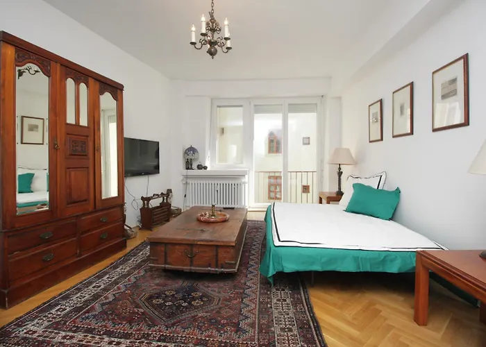 Old Centre Antik - Panska Apartman